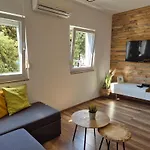 Milaroza Ζαντάρ