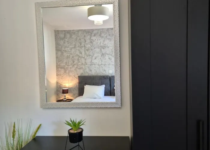 Milaroza Ζαντάρ